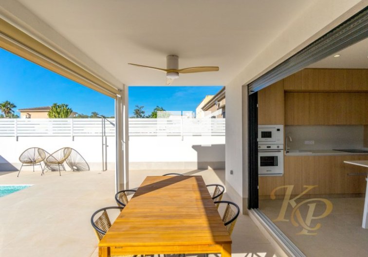 Herverkoop - villa - Torrevieja - Costa Blanca