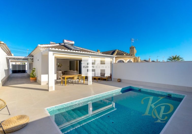 Herverkoop - villa - Torrevieja - Costa Blanca
