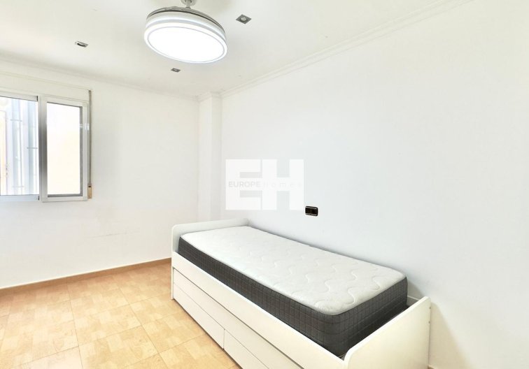 Segunda mano - Apartamento  - Torrevieja - Centro