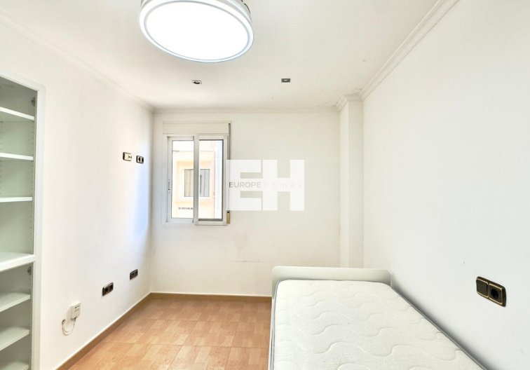 Segunda mano - Apartamento  - Torrevieja - Centro