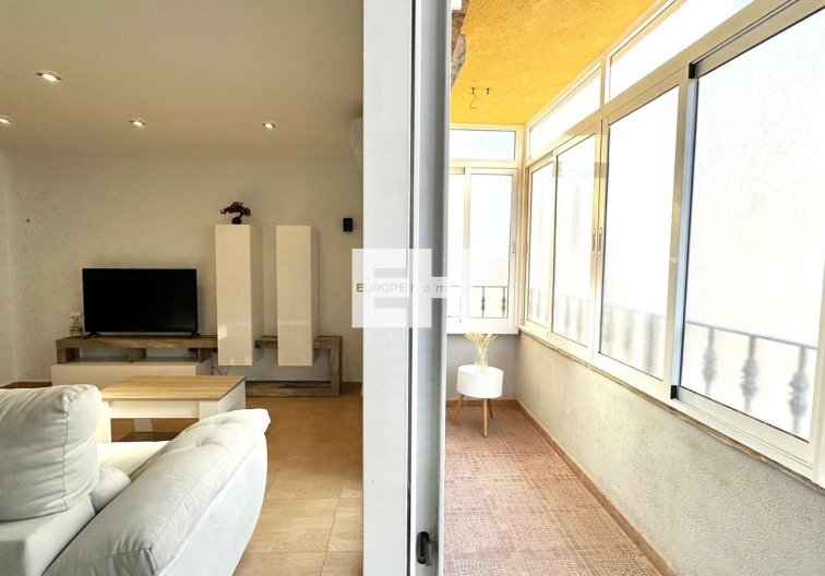 Segunda mano - Apartamento  - Torrevieja - Centro