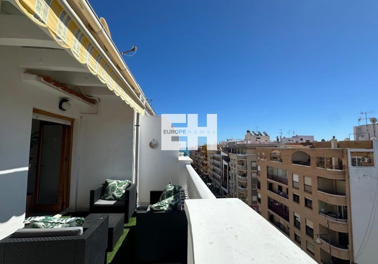 Segunda mano - Apartamento  - Torrevieja - Centro