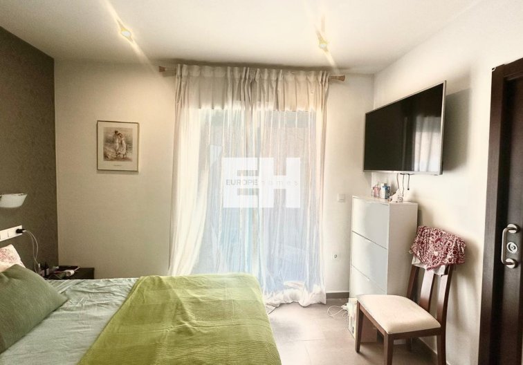 Wiederverkauf - town house - Torrevieja - Aguas Nuevas