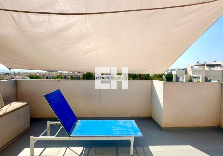 Wiederverkauf - town house - Torrevieja - Aguas Nuevas