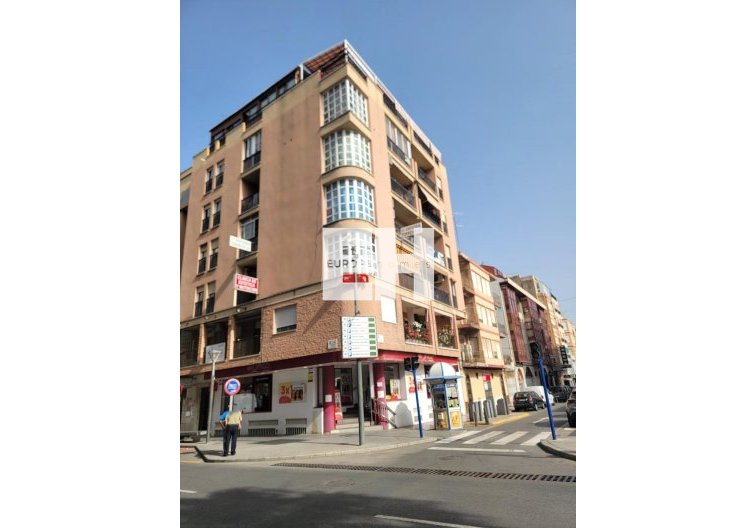 Segunda mano - Apartamento  - Torrevieja - Centro