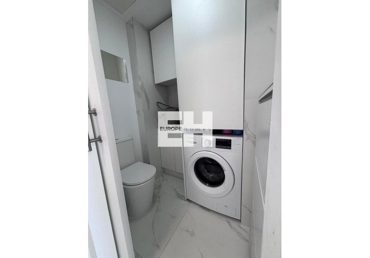 Resale - villa - Villamartin - Costa Blanca