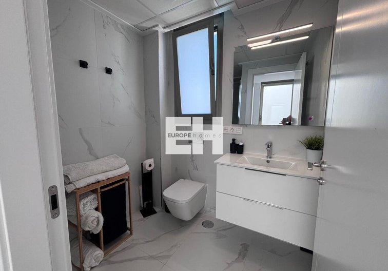 Resale - villa - Villamartin - Costa Blanca