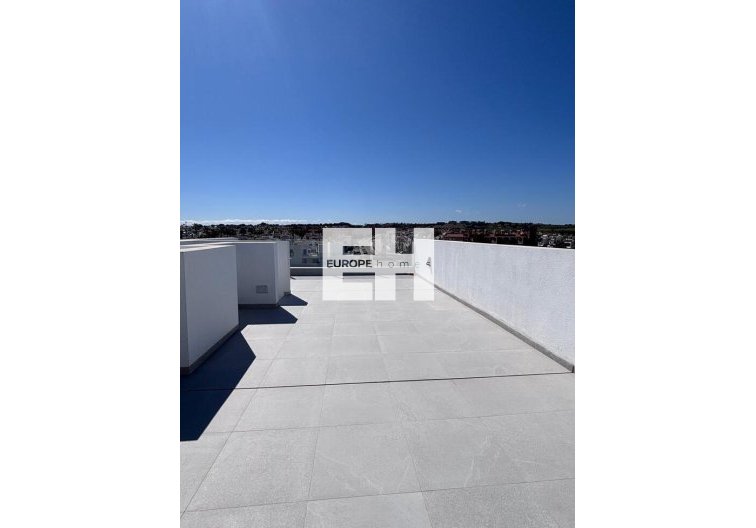 Resale - villa - Villamartin - Costa Blanca