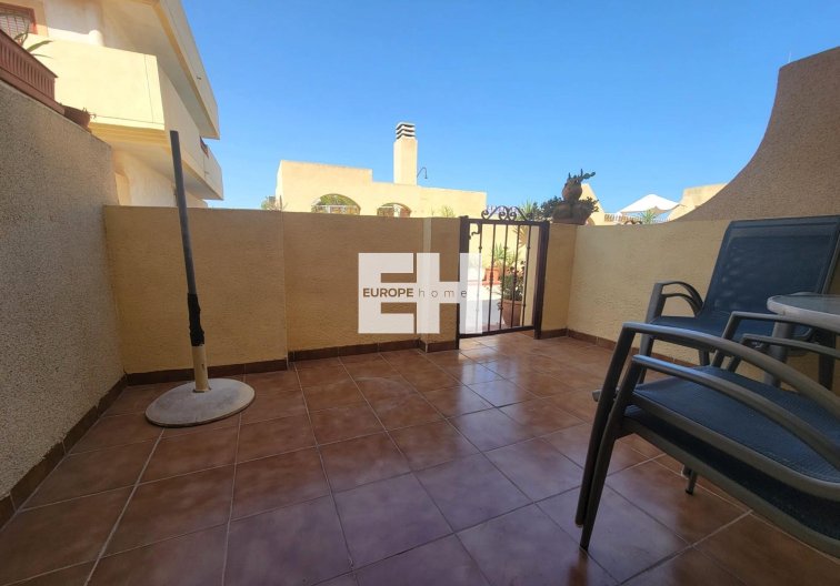 Resale - town house - Orihuela Costa - Playa Flamenca