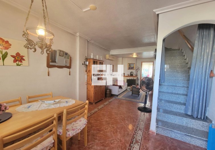Resale - town house - Orihuela Costa - Playa Flamenca