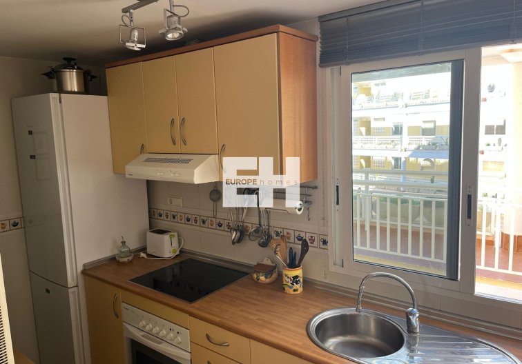 Resale - Apartment - Orihuela Costa - Campoamor