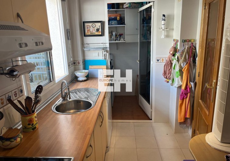 Resale - Apartment - Orihuela Costa - Campoamor