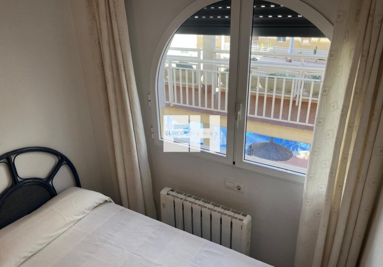 Resale - Apartment - Orihuela Costa - Campoamor