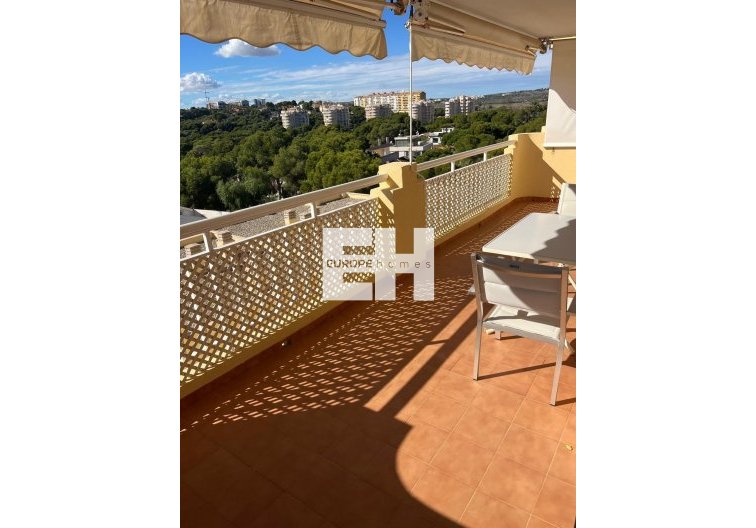 Resale - Apartment - Orihuela Costa - Campoamor