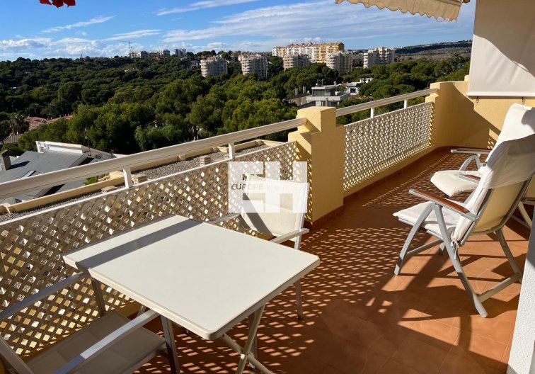 Resale - Apartment - Orihuela Costa - Campoamor