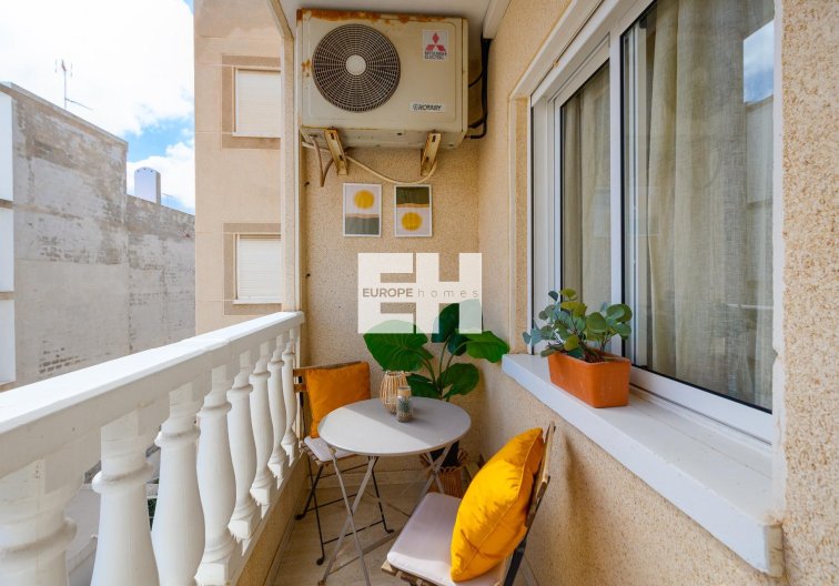 Wiederverkauf - Wohnung - Torrevieja - Playa del Cura