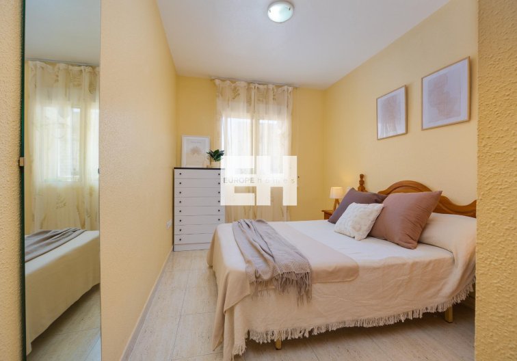 Wiederverkauf - Wohnung - Torrevieja - Playa del Cura