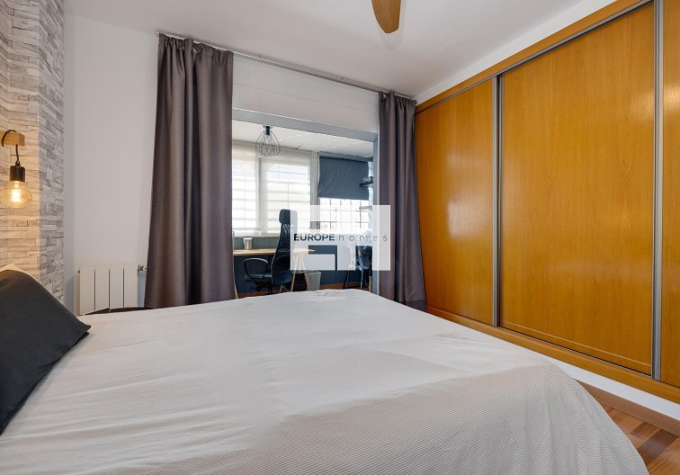 Resale - villa - Los Montesinos - La Herrada
