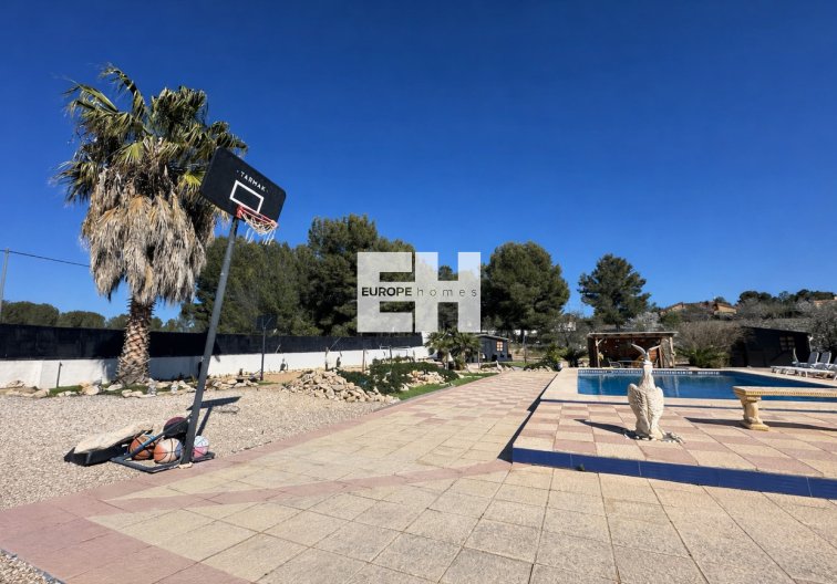 Segunda mano - villa - Castalla - Costa Blanca