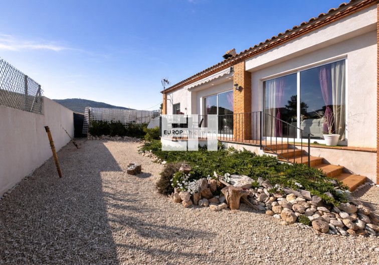 Segunda mano - villa - Castalla - Costa Blanca