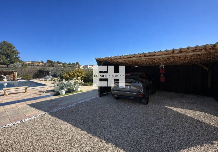 Segunda mano - villa - Castalla - Costa Blanca