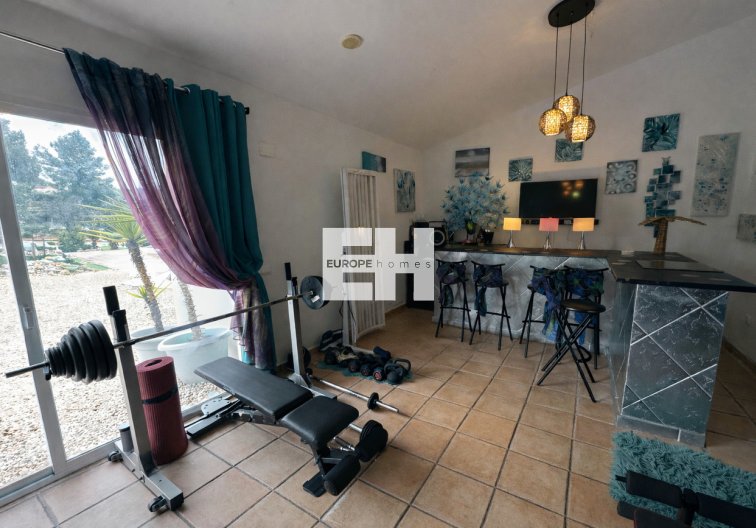 Segunda mano - villa - Castalla - Costa Blanca