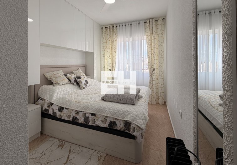 Revente - Appartement - Torrevieja - Urb. Calas Blancas III