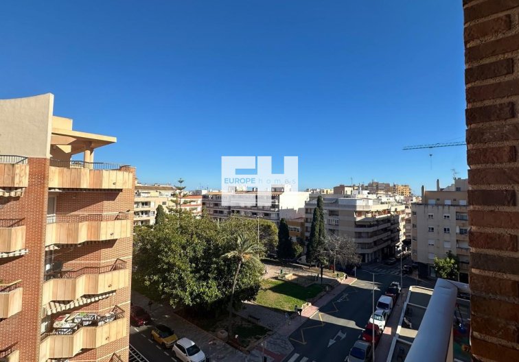 Herverkoop - Appartement - Torrevieja - Estacion De Autobuses