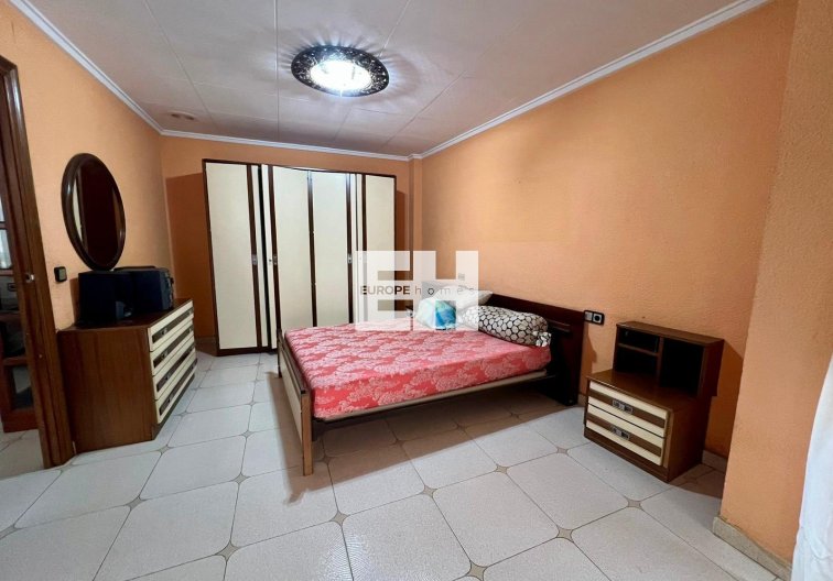 Wiederverkauf - Wohnung - Torrevieja - Centro