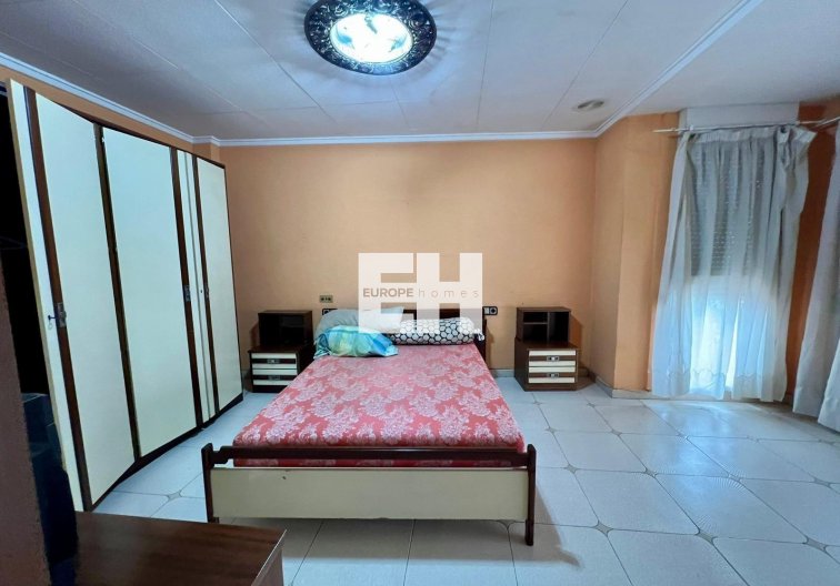 Wiederverkauf - Wohnung - Torrevieja - Centro