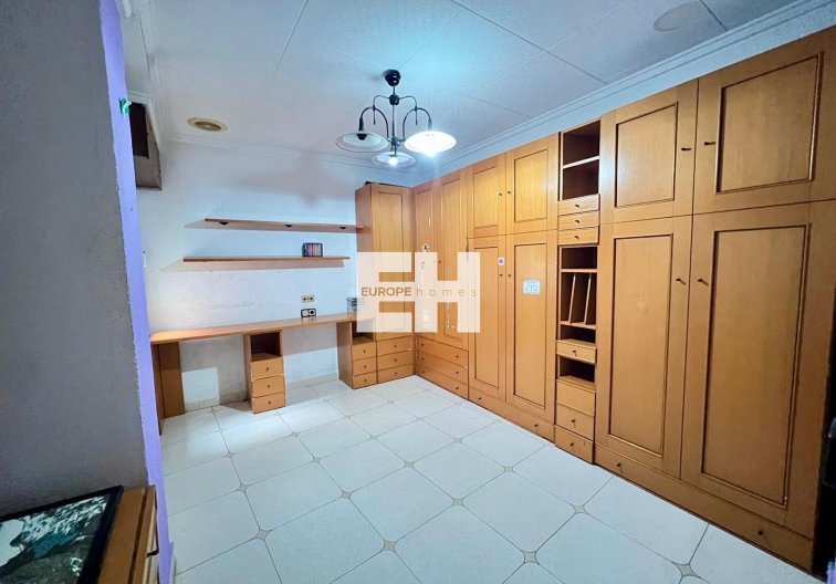 Wiederverkauf - Wohnung - Torrevieja - Centro