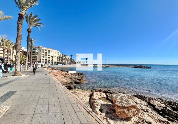 Wiederverkauf - Wohnung - Torrevieja - Centro