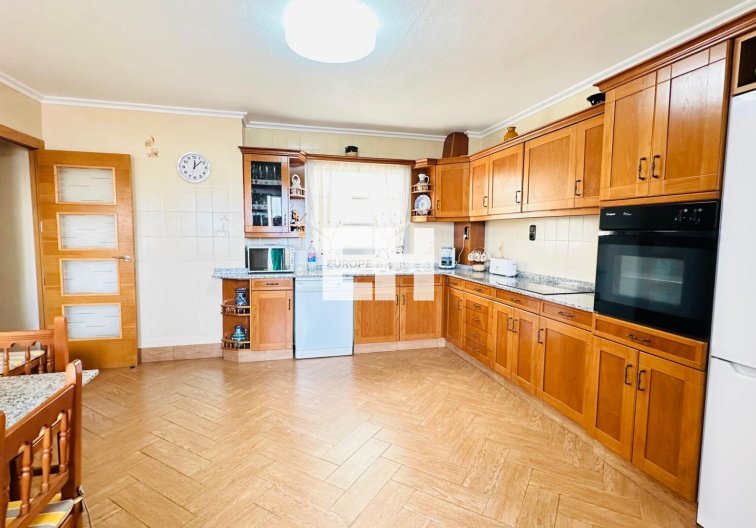 Wiederverkauf - Wohnung - Torrevieja - Centro