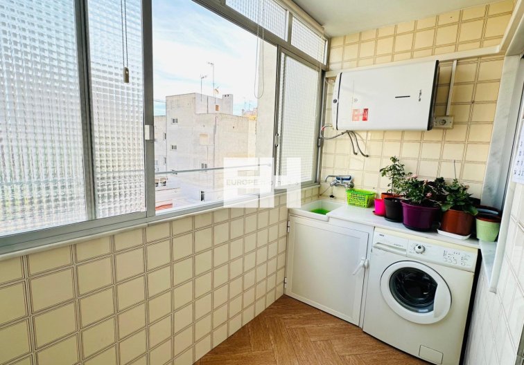 Wiederverkauf - Wohnung - Torrevieja - Centro
