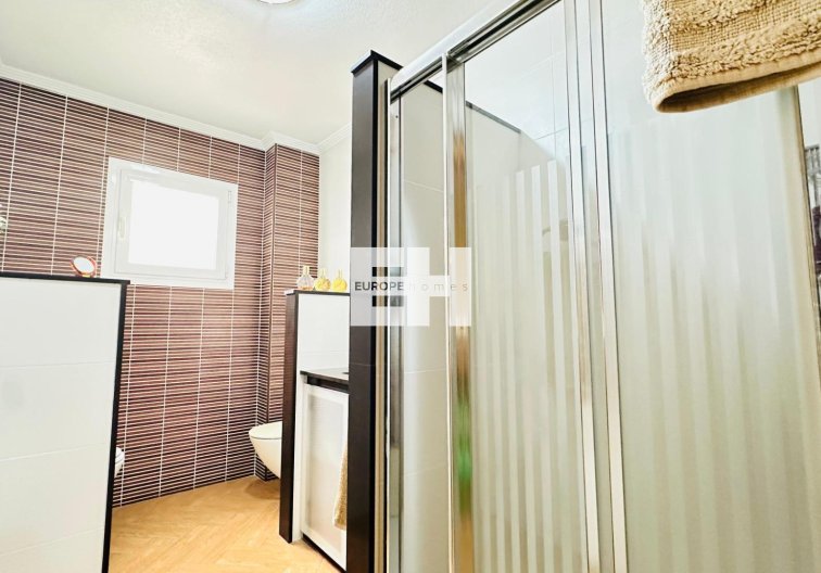 Wiederverkauf - Wohnung - Torrevieja - Centro