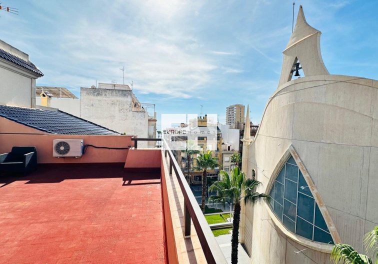 Wiederverkauf - Wohnung - Torrevieja - Centro