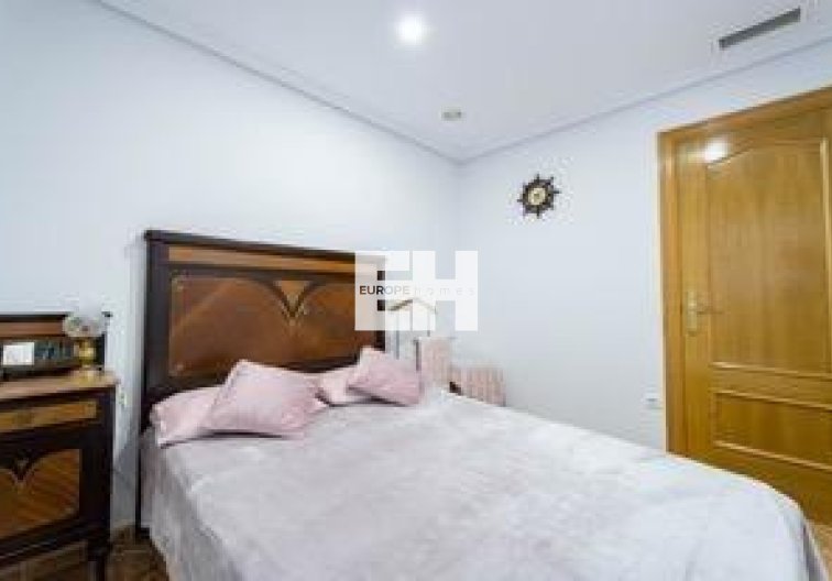 Wiederverkauf - Wohnung - Torrevieja - Playa del Cura