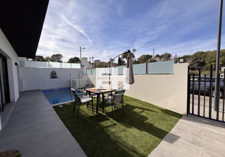 Wiederverkauf - villa - Villamartin - Costa Blanca