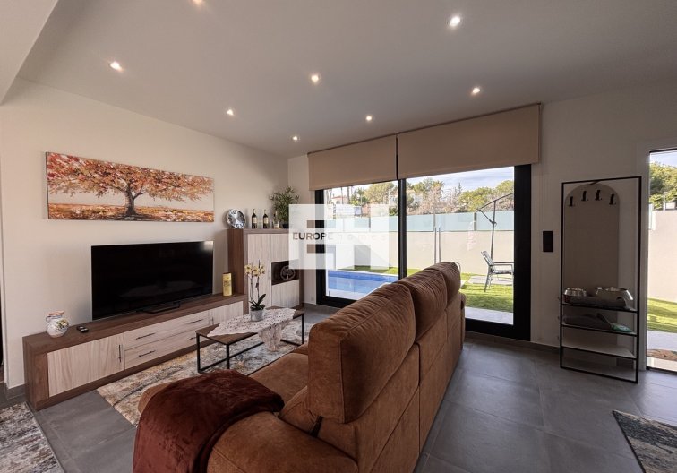 Wiederverkauf - villa - Villamartin - Costa Blanca