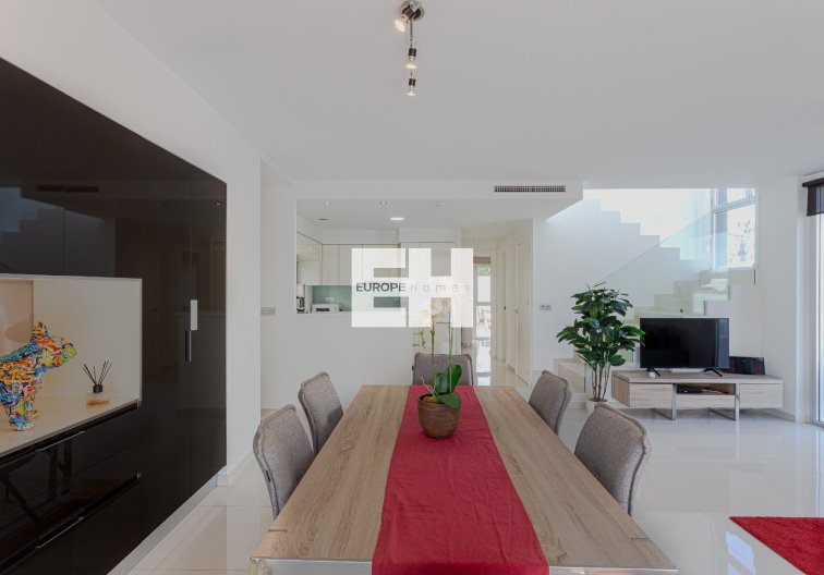Revente - villa - Orihuela Costa - Costa Blanca