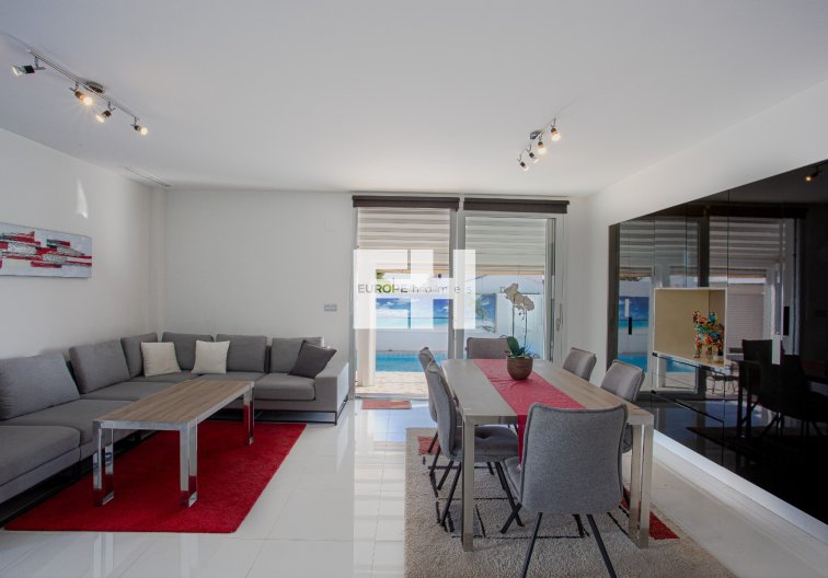 Revente - villa - Orihuela Costa - Costa Blanca