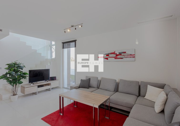 Revente - villa - Orihuela Costa - Costa Blanca