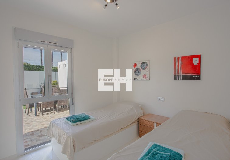 Revente - villa - Orihuela Costa - Costa Blanca