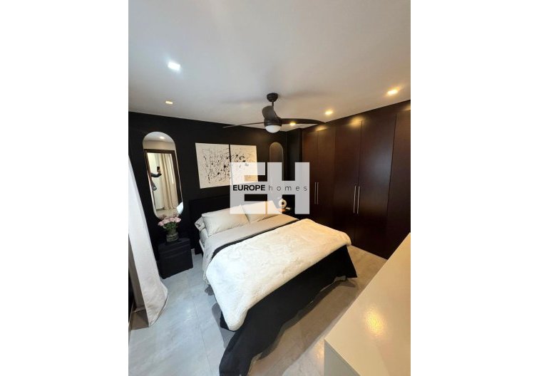 Wiederverkauf - Wohnung - Torrevieja - Centro