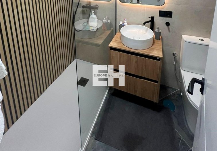 Resale - Apartment - Torrevieja - Curva Del Palangre