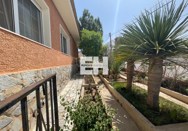 Herverkoop - villa - Benijofar - Costa Blanca