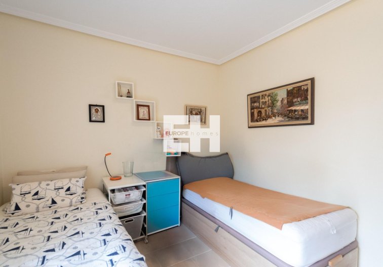 Resale - town house - Orihuela Costa - Los Dolses