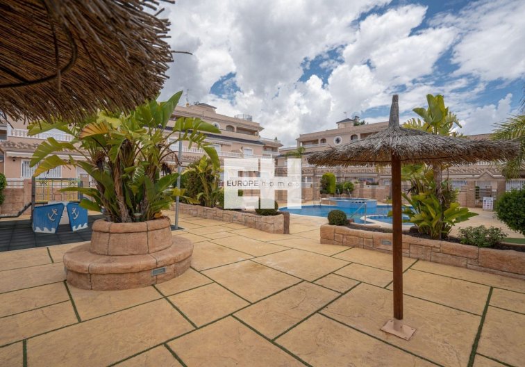 Resale - town house - Orihuela Costa - Los Dolses