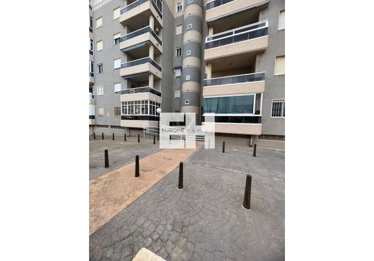 Herverkoop - Appartement - Torrevieja - Aguas Nuevas