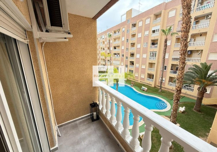 Resale - Apartment - Torrevieja - Parque De Las Naciones